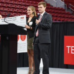 students receive award