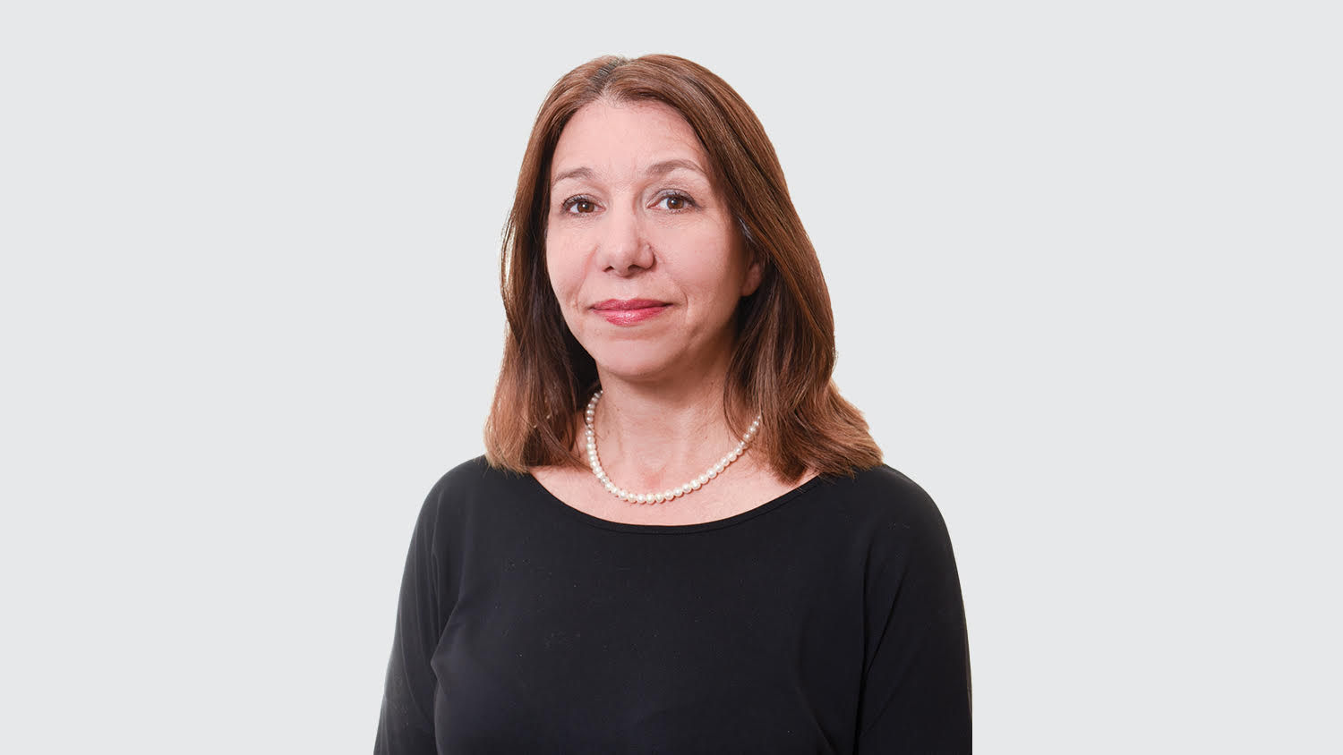 Eileen Taylor headshot